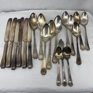 Antique Yourex Associated Silver Co. Silverplate Liberty pattern 1920, 19 piece